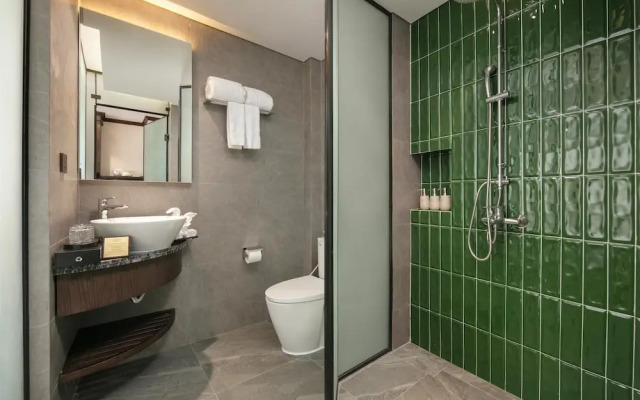 Westlake Lion Boutique Studio & Spa