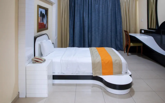 West Zone Plaza Hotel Apartments
