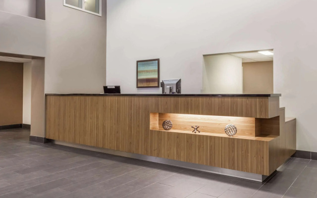 Super 8 by Wyndham Peterborough
