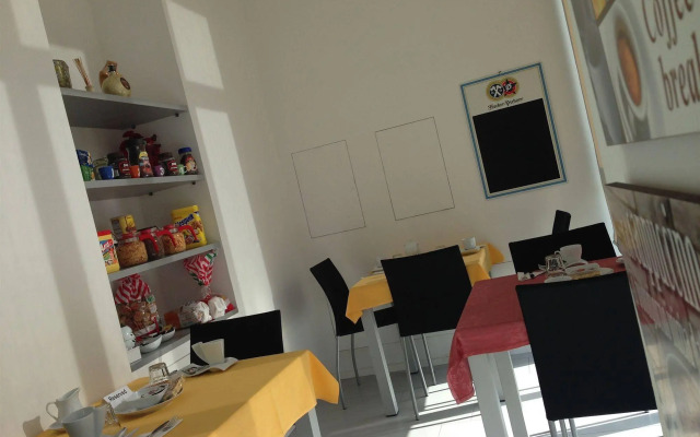 Airport Station Bergamo Guesthouse
