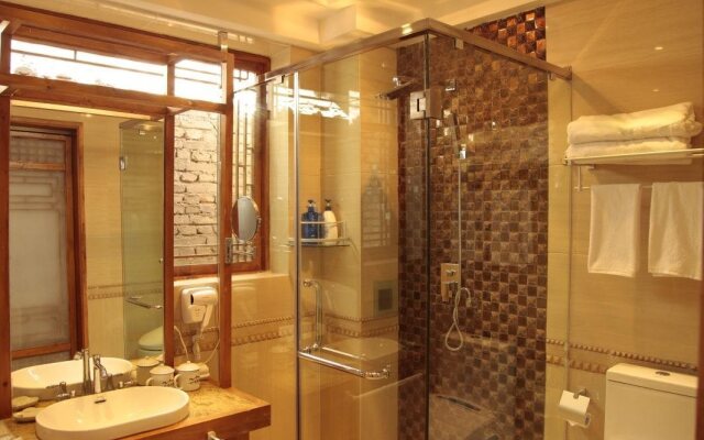 Lijiang Happyland Inn