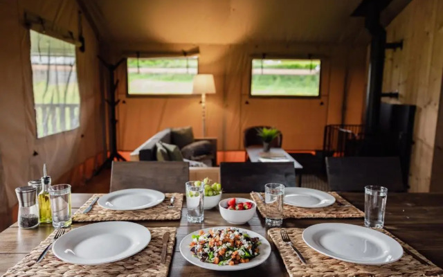 Seven Hills Hideaway - Three Bedroom