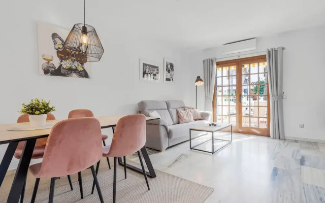 La Campana Apartment With Pool - Ref 60