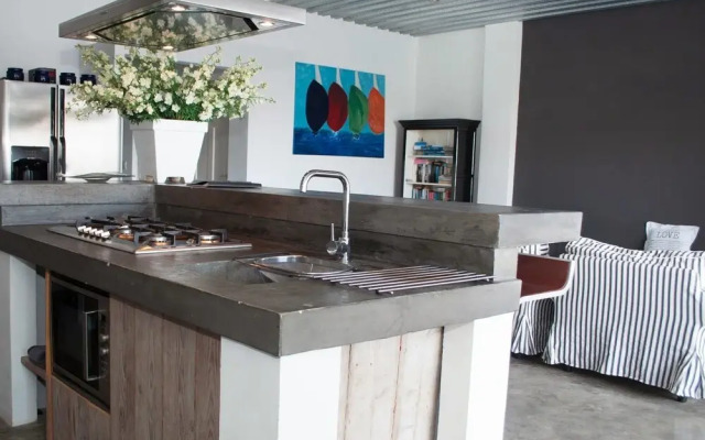 PM78 Boutique Apartments