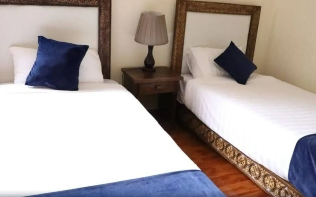 FikirandRay Lodge