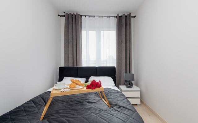 Studio Łużycka With Parking by Renters