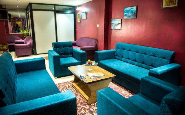Hotel Mayal Retreat