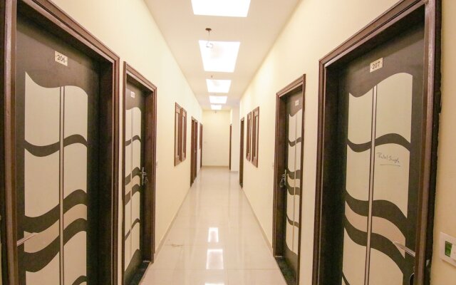 Fabhotel Moon Trip