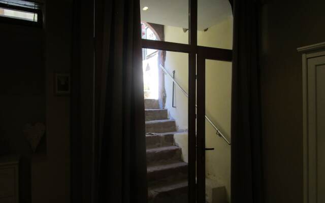 Appartement Atypique Le Caveau