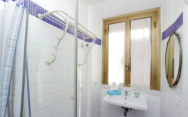 Vaticano apartments-Sistine Chapel area