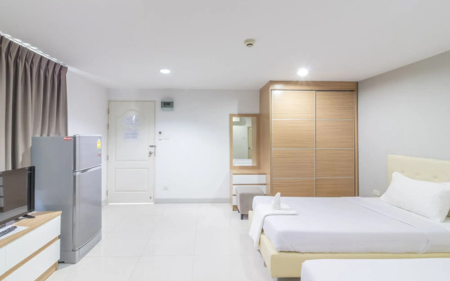 Siam Privi Hotel