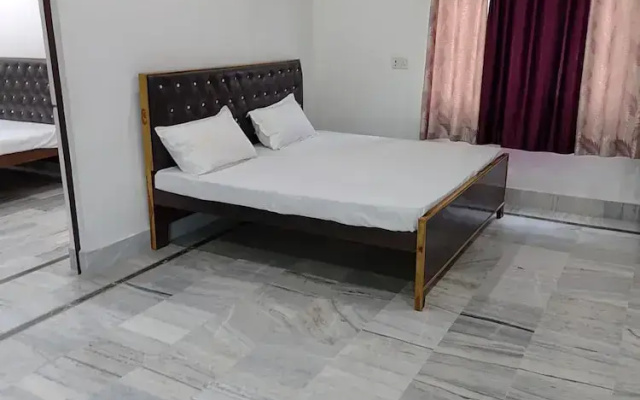 Shree Shyam Paying Guest House