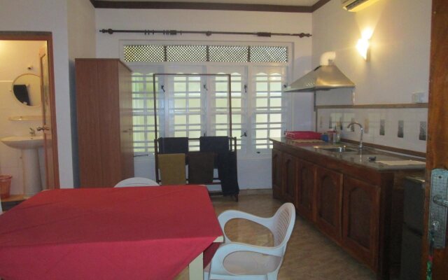 Appolo Hotel