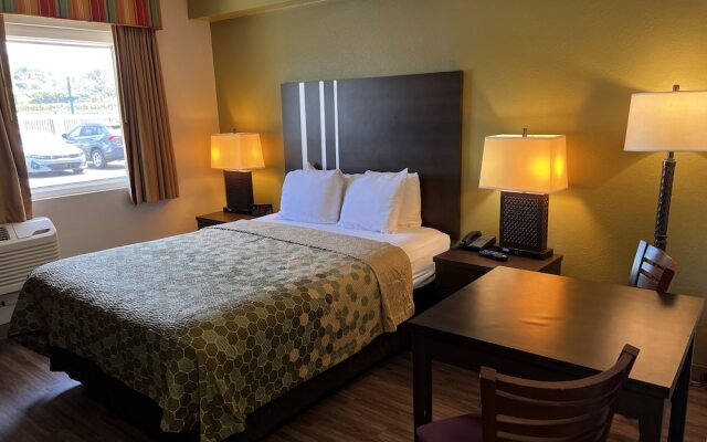 Econo Lodge Encinitas Moonlight Beach