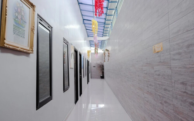 OYO 815 Double D9 Guesthouse