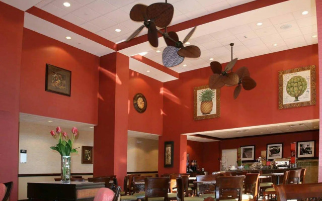 Hampton Inn & Suites Tampa-Wesley Chapel