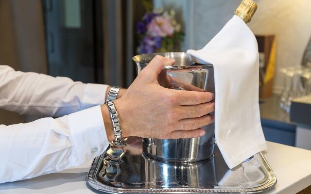 Manoir De Pierre Levée, The Originals Collection