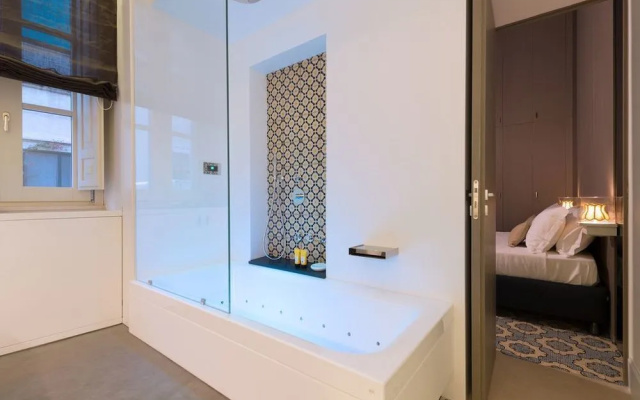 Varo' Apartment