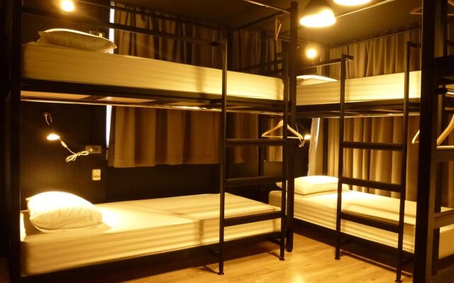 C40Winks Hostel