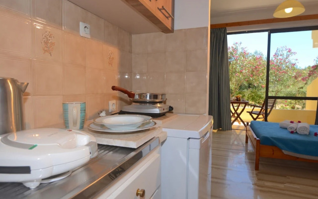 Alexandra Apartments