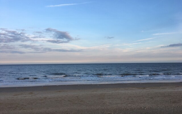 Moray Beachside Apartments