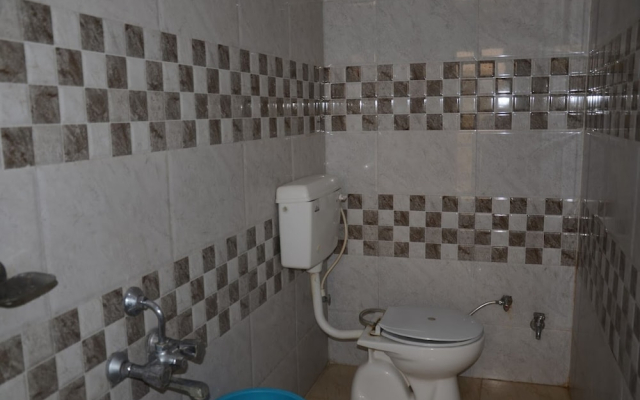 Goroomgo Hotel Rajawat Madhya Pradesh