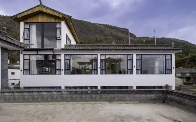 Early Spring Hotels in Dali City