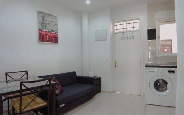 Apartamento de 2 Habitaciones en Puerta del Angel AZ2B