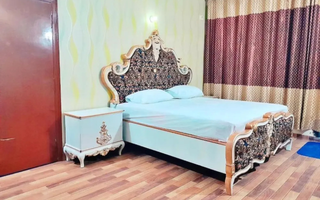 Hotel Rose One Lahore