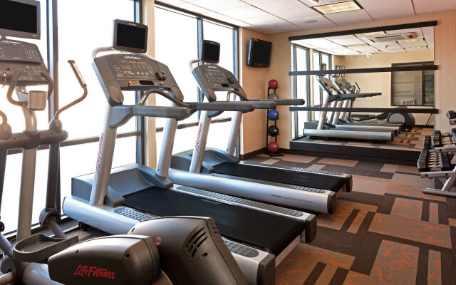 Courtyard By Marriott Farmington