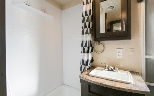 Gangneung Wow Park Caravan