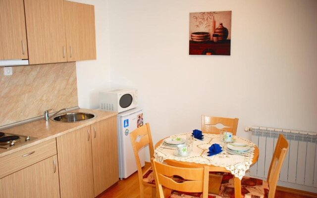 Guest House Ela