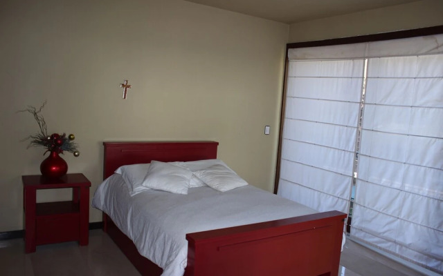 Beautiful House With Lake View