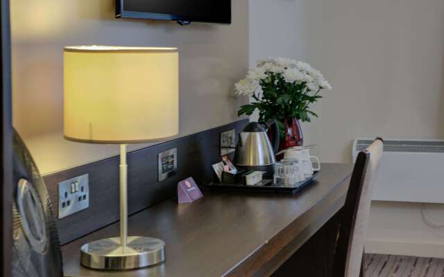 Fortune Huddersfield, Sure Hotel Collection by Best Western