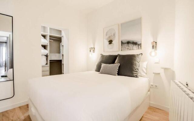 Stylish Nest 1Bd Plaza Mayor - Sol