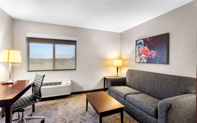 Best Western Oswego Hotel