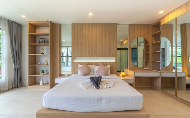 One of Phukets Best Villas V212