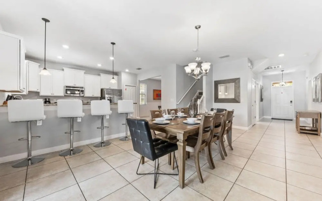 1417 Rolling Fairway Dr