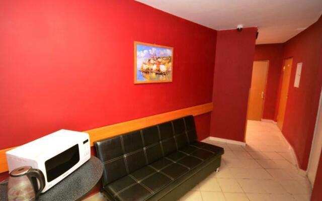 Aviator Hotel