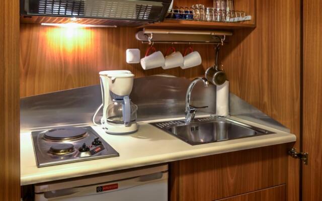 Charoula Rooms