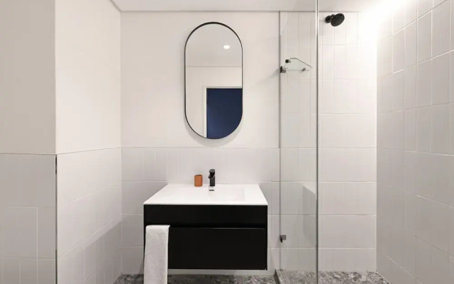 Station House Studio Apartment Gym Rooftop Pool