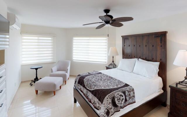 Lighthouse and Ocean Views at Villa Playamar