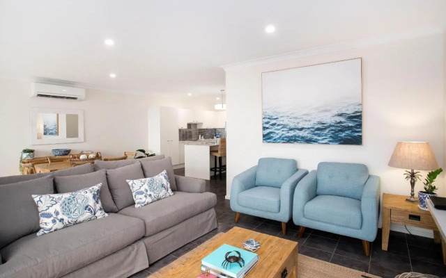 Beachfront One, Mollymook