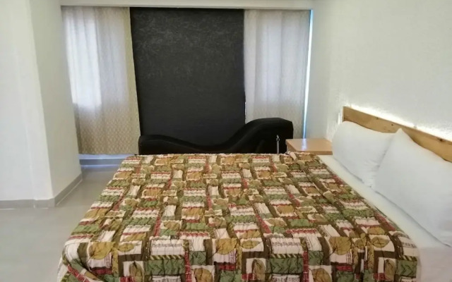 Motel Oasis