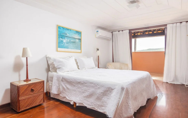 Bz81 Pé na areia na Praia da Ferradura