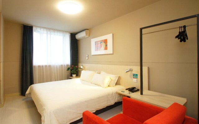 Hanting Hotel Shanghai Jinshajiang Road Metro Station