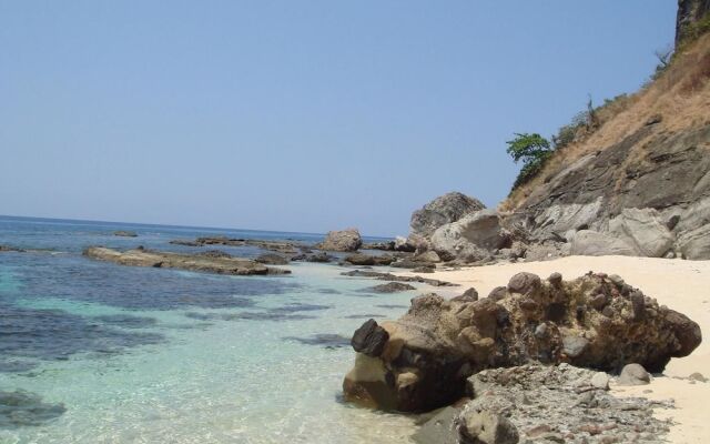 Pundaquit Luxury Resort