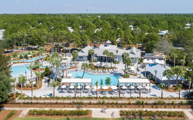 WaterColor Inn & Resort