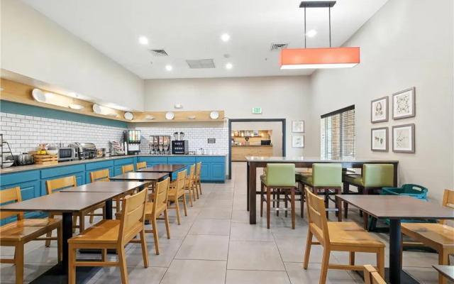 Country Inn & Suites by Radisson, Merrillville, IN