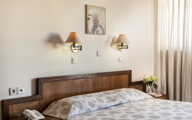 Elina Hotel Apartments